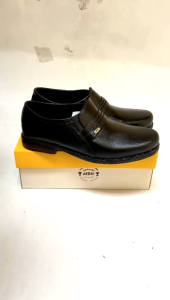 SEPATU PANTOFEL LOAFERS PRIA KULIT MODA Itali