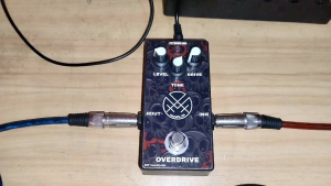 efek gitar overdrive