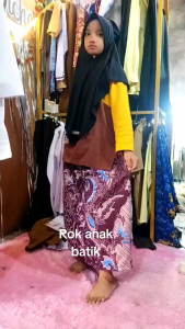 Rok Anak Batik Motif Random Umur 2-13 Tahun