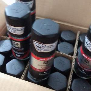 Lăn Romano hàng tách khuyến mại 40ml ( date 2027 siêu mới)