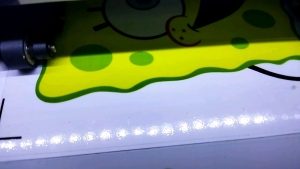 Sticker Dinding SpongeBob Size 30-45cm Vinyl Graftac Tahan Air