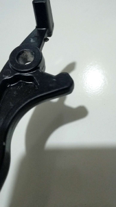 Handel Rem Cakram Depan Smash New Disk Kanan: Aksesoris Rem Motor Berkualitas