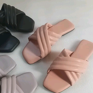 Sandal wanita terbaru tali silang ful busa empuk