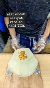 Papan Lipat Risoles Segitiga: Alat Membuat Risol yang Mudah Digunakan