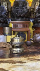 Lư Xông Trầm Đồng Vàng - Lư Đồng Xông Trầm Cao Cấp - Tặng Kèm Đế Hồ Lô Cắm Nhang - Tặng Kèm 1 Hộp Nhang Khoanh Trầm Hương