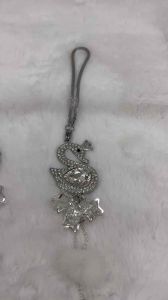 ⭐️Ready Stock⭐️有现货Crystal Swan Car Auto Interior Ornament Rearview Mirror Hanging Pendant