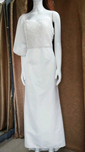 Detachable sleeves for gowns and dresses