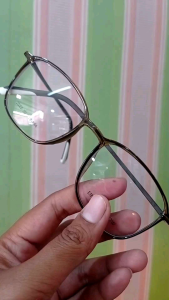 Kacamata Terbaru Lentur 2225: Free Ganti Lensa & Box Lap & Pembersih