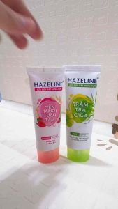 Sữa Rửa Mặt Hazeline Nghệ Hoa Cúc Tràm Trà Rau Má Yến Mạch & Dâu Tằm 50g/100g