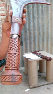 Arit Tani untuk Tebas Ranting Bambu Rumput dll