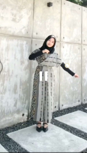 Baju Couple Keluarga Set Tenun: Pilihan Tepat untuk Kondangan
