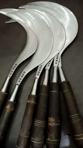 Sabit Rumput Madura Premium: Alat Taman Berkualitas