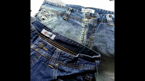 Lois Discount 50% Celana/Pakaian pria Jeans Pendek Lois OriglnaI No.1 Official Brand / Celana Jeans Lois Pendek Premium