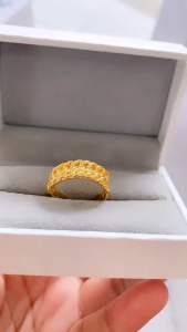 Cincin Ulir Lapis Emas Xuping CXA32: Aksesori Emas Berkualitas
