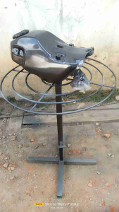 Meja stand cat repaint putar serbaguna