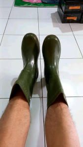 Sepatu Boots Karet Pendek Boots Anti Air Yumeida YM-2