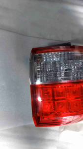 STOP LAMP - TOYOTA FORTUNER - 2009-2010 - ORIGINAL - Lampu Stop Belakang Mobil Toyota Fortuner 2010 Original Kanan