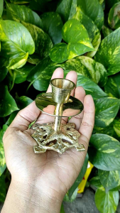 Tempat Wadah Lilin Kuningan Motif Karawang Ukir