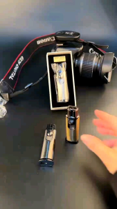 Bật Lửa Hộp Qụet kim loại khò 2 tia lửa BD420 Hộp đựng cao cấp