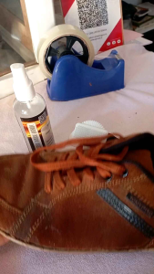 spotless Suede renew 100ml cairan untuk merawat sepatutas dll yg berbahan Suede atau nubuck