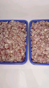 Bawang merah Brebes Jumbo iris kualitas super fress dan segar bumbu masak sayuran