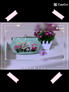 Dompet Rajut Eruna: Desain Unik & Tahan Lama