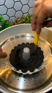 Cetakan Kue Bolu Kukus Polkadot / Cetakan Puding Agar Jelly Motif Polkadot Diameter 15 Cm Tinggi 10 Cm / Cetakan Bolu Ketan Hitam