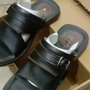 Sandal Slop Kulit Nyaman untuk Pria