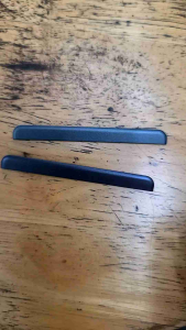 Bottom blackberry Key2LE (Thanh ngang che bàn phím dưới cuối máy)