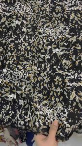 Vải lụa nhập khẩu từ hàn quốc. Chất lụa dày dặn mịn đẹp. Khổ vải 14m