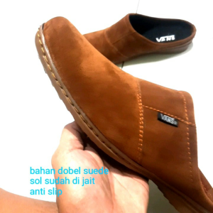 Sendal slop pria sendal bakpao sendal terbaru nyaman di pakai mudah dan nyaman di kaki