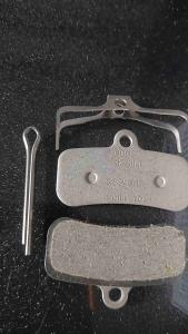 Shimano D03S-RX Resin Disc Brake Pad for M8020/M820/M640/M6120