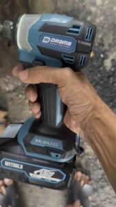 thân máy chuyên vít drama 18vol không than