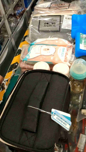 V-coool กระเป๋าเก็บความเย็น ใส่ขวดนม เก็บนมแม่ กะทัดรัด พกพาสะดวก กระเป๋าเก็บอุณหภูมิ **แถมฟรี ไอซ์เจล V-cool × 2 ซอง ทุกใบ.