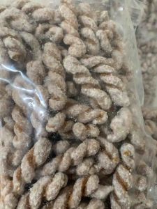 Untir-untir / roti putar putar 1 pcs.