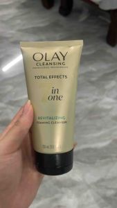 (Hàng Mỹ) Sữa rửa mặt Olay Total Effects 7 trong 1 Refreshing Citrus Scrub - tuýp 150ml. Hàng mua tại siêu thị Costco Mỹ.