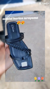 Sandal Santai Wanita: Pilihan Terbaik untuk Kegiatan Sehari-hari