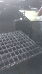 square pen cages size 2x2x2 coated & galvanized.