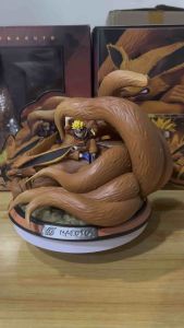 Naruto and kurama action figure knock off with art box