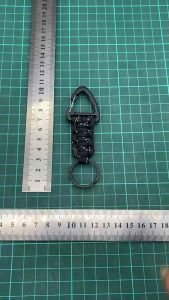 พวงกุญแจถักเชือกPARACORD (ตะขอพลาสติก)