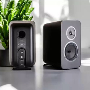 Rega Kyte Bookshelf Speaker (Made In England)