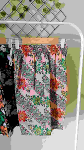 Celana Pendek Batik Dewasa: Celana Batik Kualitas Tinggi & Desain Elegan