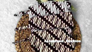 Souvenir Pouch Batik Katun Make Up Dompet Premium