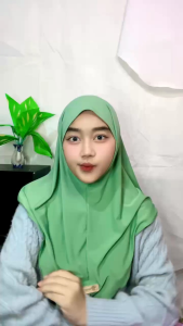 Hijab Instan Oval M Bahan Jersey Jilbab Malay