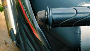 Sarung Jok Motor Honda: Aksesoris Motor yang Mudah Dipasang