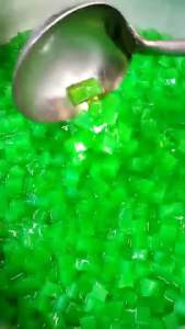 วุ้นมะพร้าว สีเขียว ทำให้น้ำเชื่อม คลิกที่น้ำ 500 กรัม วิธีการดูแลหลังเลือกเครื่องน้ำแข็งใส คลิกที่วิธีการปรับปรุงสี รวมถึง วิธีการดูแลหลังเลือกเครื่องใส่ไอศ