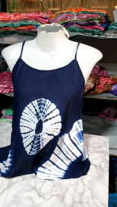 เสื้อมัดย้อมสายเดี่ยว ผ้าสปัน ใส่เย็นสบาย