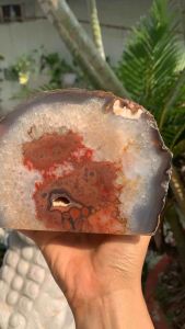 Hốc đá thạch anh mã não huyết vũ tự nhiên siêu Vlp đặc biệt Vũ trụ