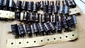 Elko 25v 2000uf Elco 2000uf 25v Original