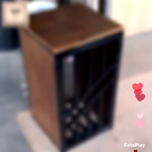 Kotak Box LPG 12kg tatakan pelindung gas LPG in outdoor